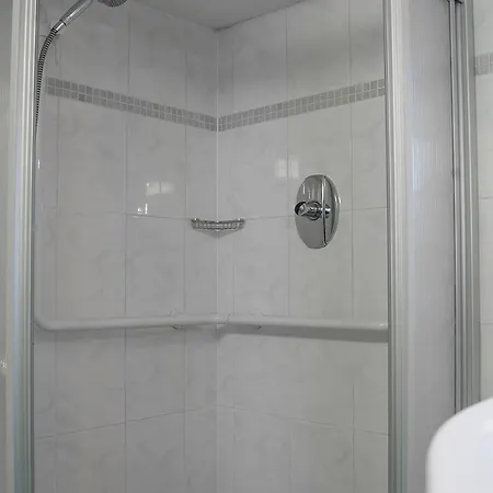 Hohenberg Haeuschen *